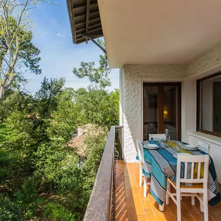 Apartamento Le Bourret-4 By Interhome